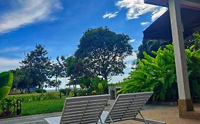Sabah Beach Villas&suites